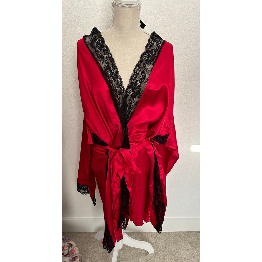 Frederick's of Hollywood Satin and Lace Red and Black Tie Front Robe - 2X